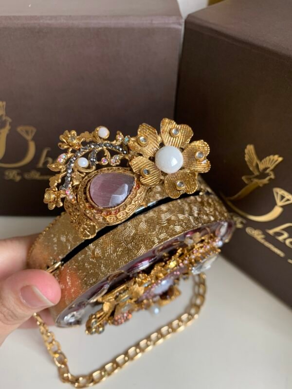 clutch - Image 3