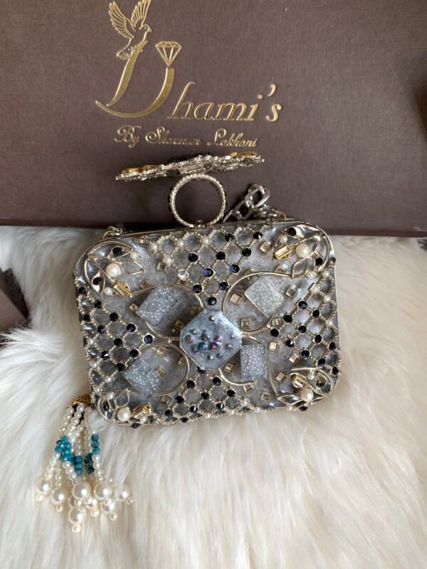 Clutch - Image 3