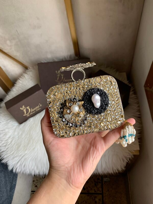 Clutch - Image 4