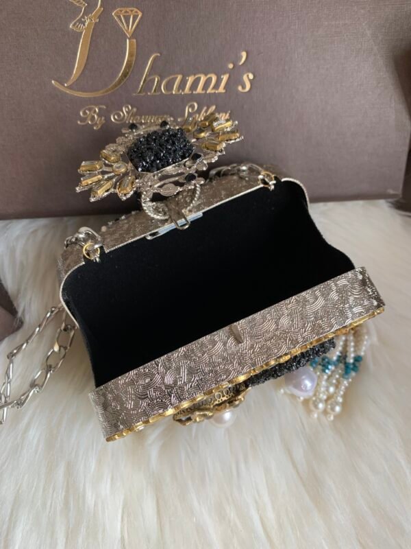 Clutch - Image 2