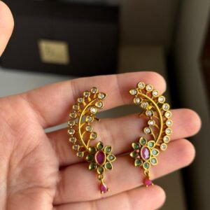 Ear cuff