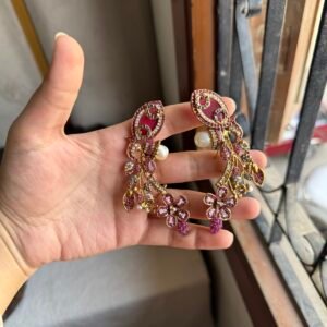 Ear cuff