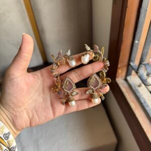 Ear cuff