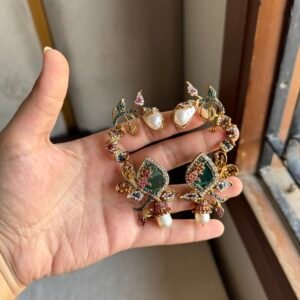 Ear cuff