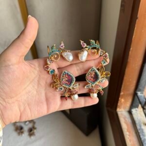 Ear cuff